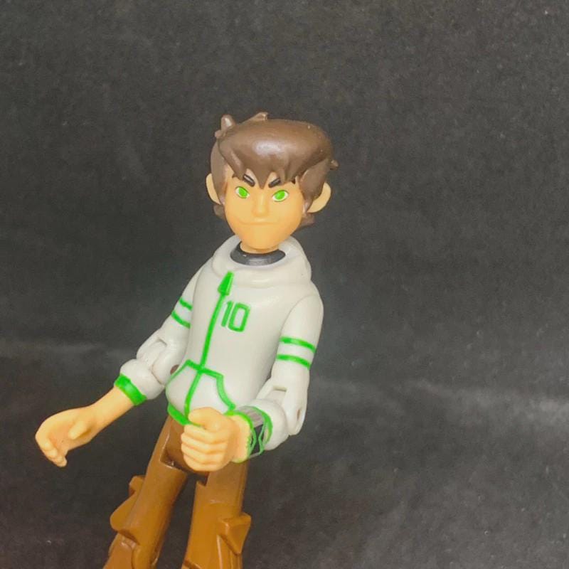 Action Figure | Ben Tennyson Ver. Hoodie | Ben 10 Omniverse