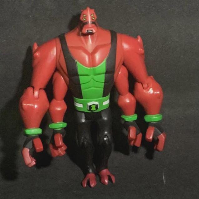 Figure Four Arms 
Ben 10 Omniverse