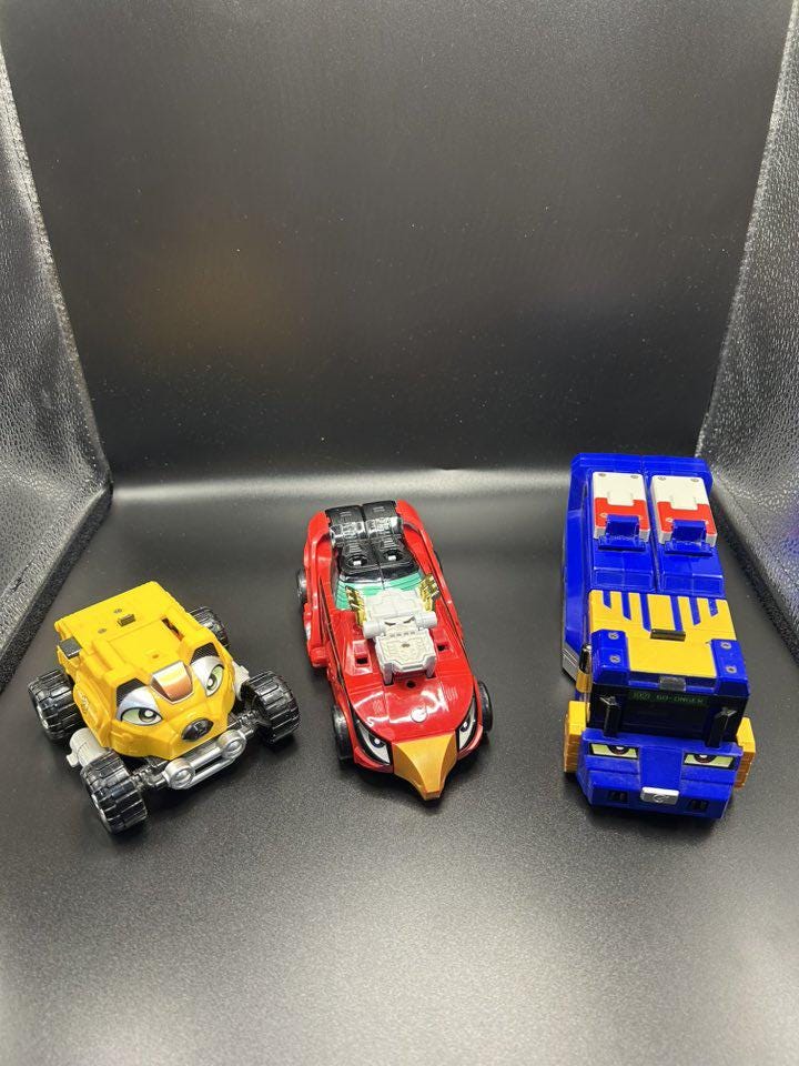 Engine Sentai Go-onger DX Engine-Oh transforming robot, Power Rangers RPM High Octane Megazord collectible toy, Megazord figure for display and collection