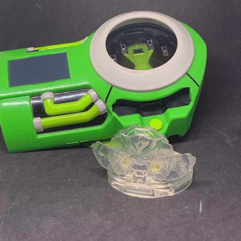Ben 10 Ultimate Alien disc 
 Ben10 Ultimate alien