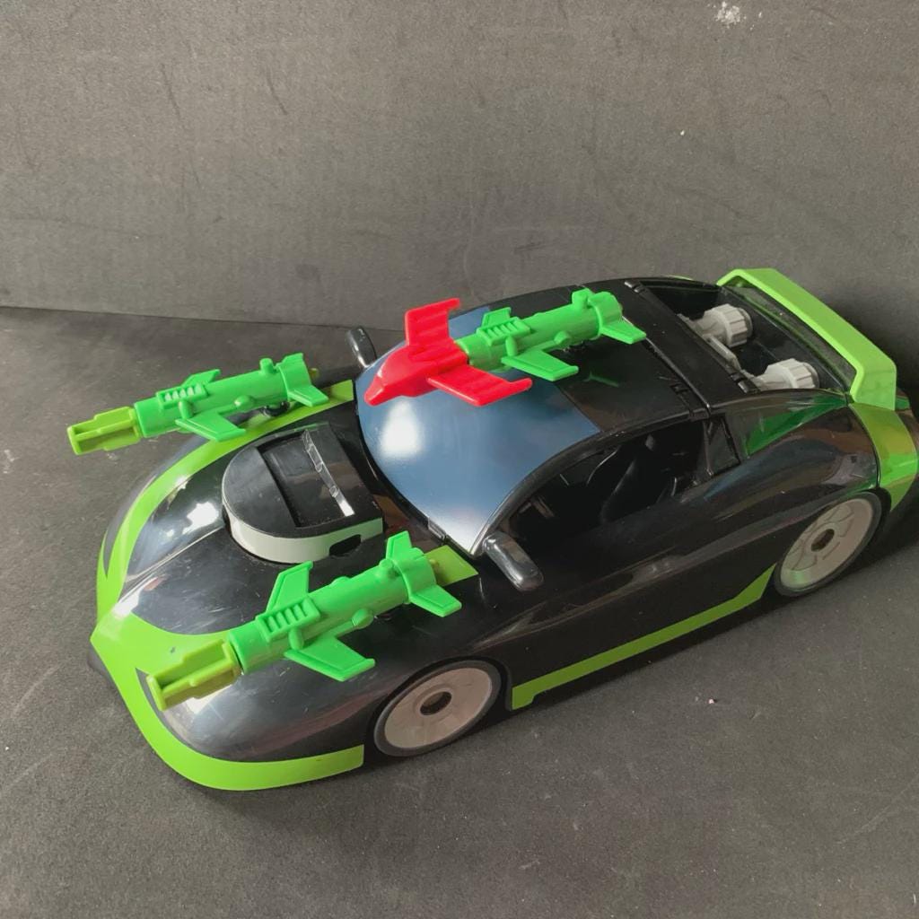 Deluxe Mark 10 Vehicle 
Ben 10 Ultimate Alien