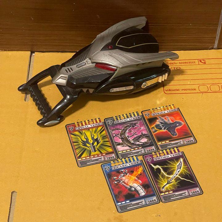 Kamen rider Dragon Knight  | Dragon Knight | Dragvisor |  V Buckle  | Dragvisorzwei |  Kamen rider
